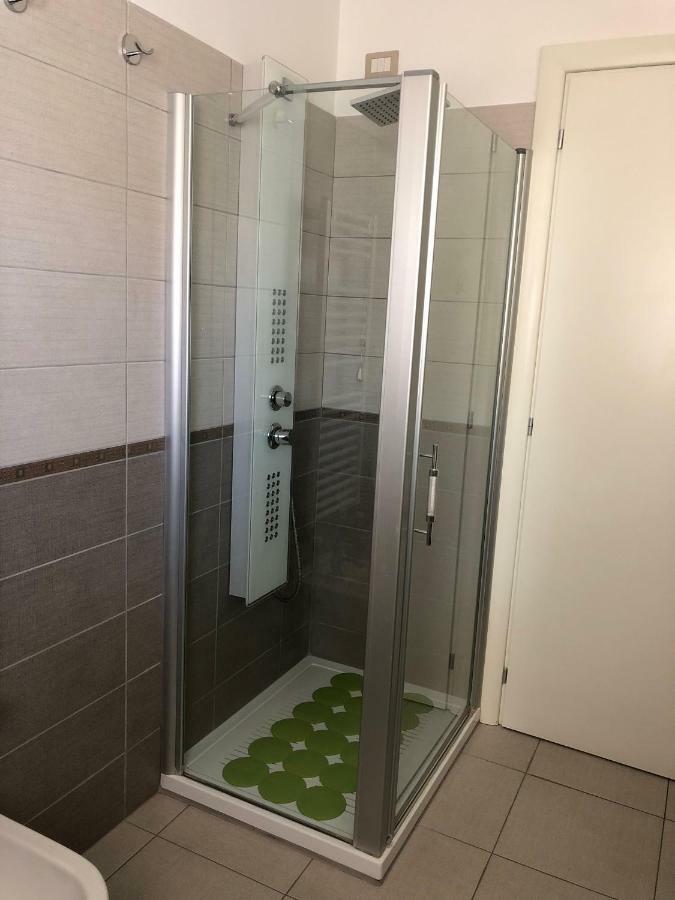 Le Miromi Apartment Civitanova Marche Bagian luar foto